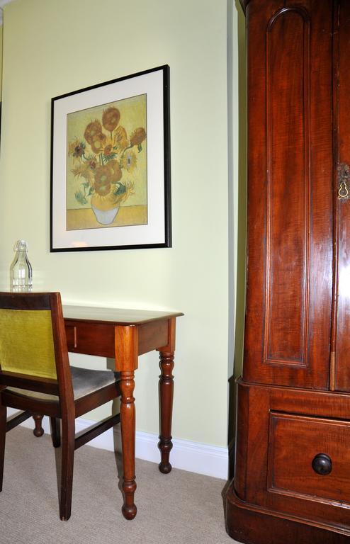 Wisteria House B&B Cloyne ภายนอก รูปภาพ
