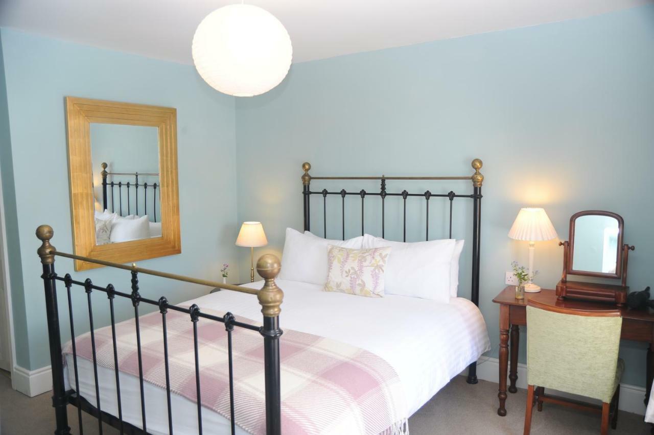 Wisteria House B&B Cloyne ภายนอก รูปภาพ