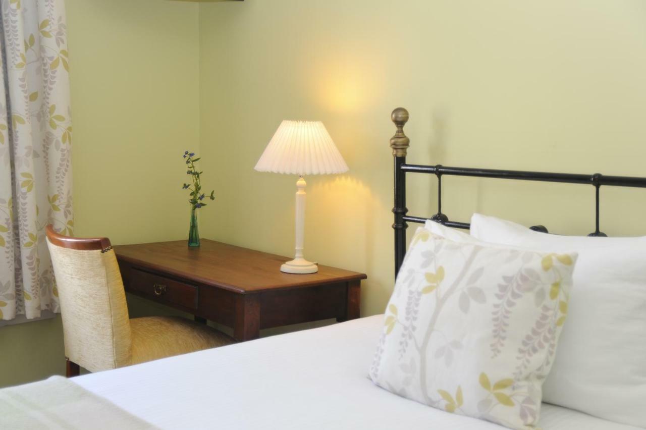 Wisteria House B&B Cloyne ภายนอก รูปภาพ